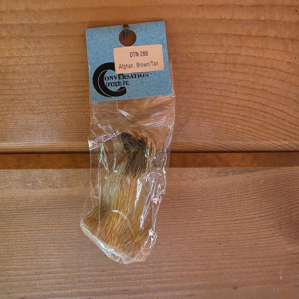 Conversation Concepts Vintage Brown/tan Afghan 2" Dollhouse Figurine